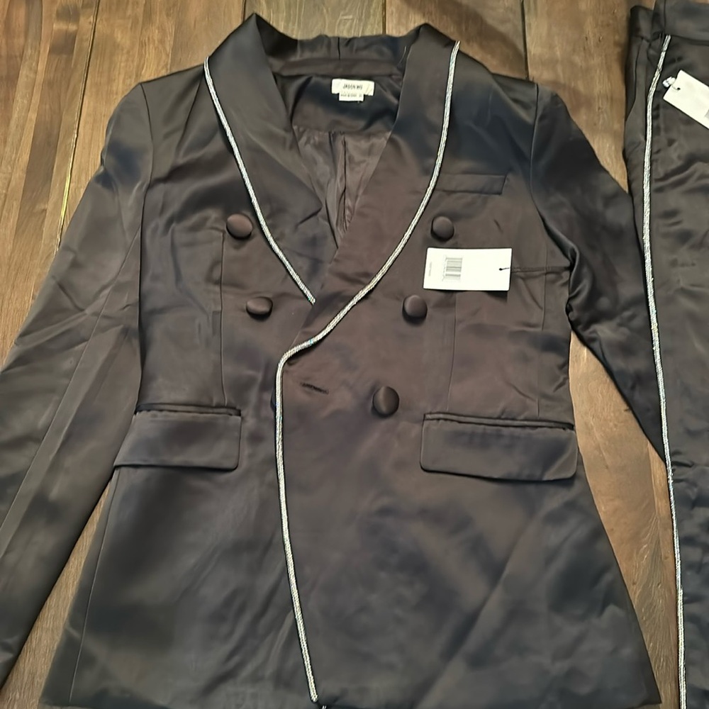 Luxurious women's suit “ Jason WU”